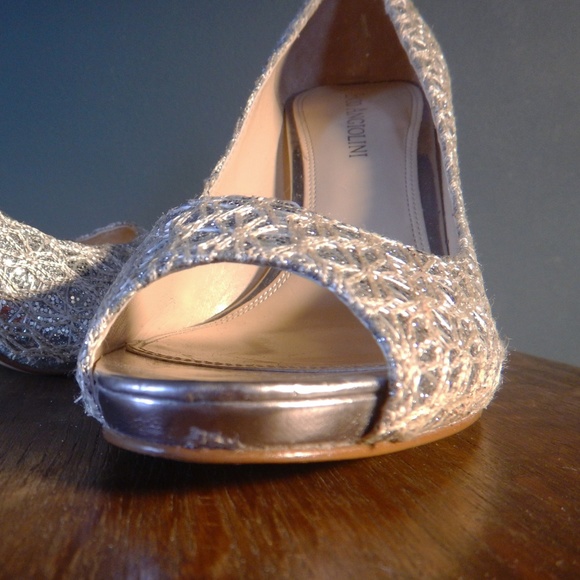 Enzo Angiolini Maiven Peep Toe Pump - Picture 8 of 8